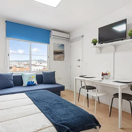 Apartman Estudios Larios 9 *